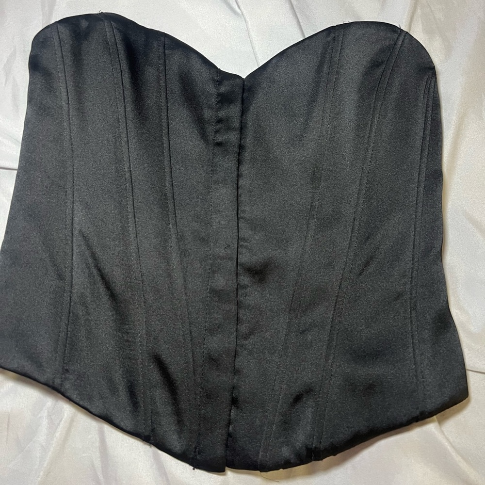 Size small satin Zara corset top never worn brand new without tag.